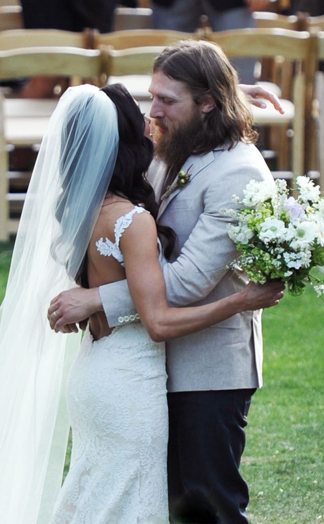 Total Divas’ Brie Bella and WWE Superstar Daniel Bryan Are Married—See